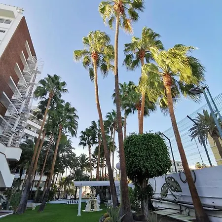 Cherry Cake Apartmán Playa del Inglés