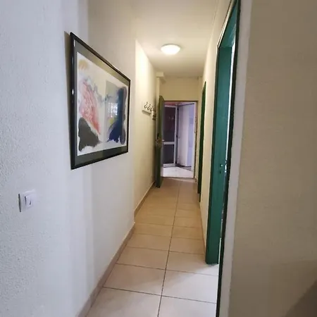 Cherry Cake Apartment *